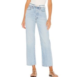 NWOT - Levi’s Ribcage Straight Ankle Size 25